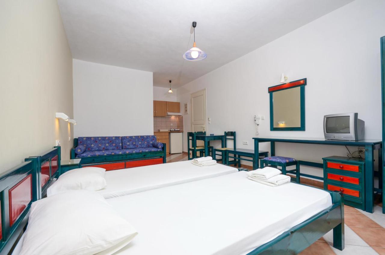 Hotel Fanis Agia Anna  Exteriér fotografie