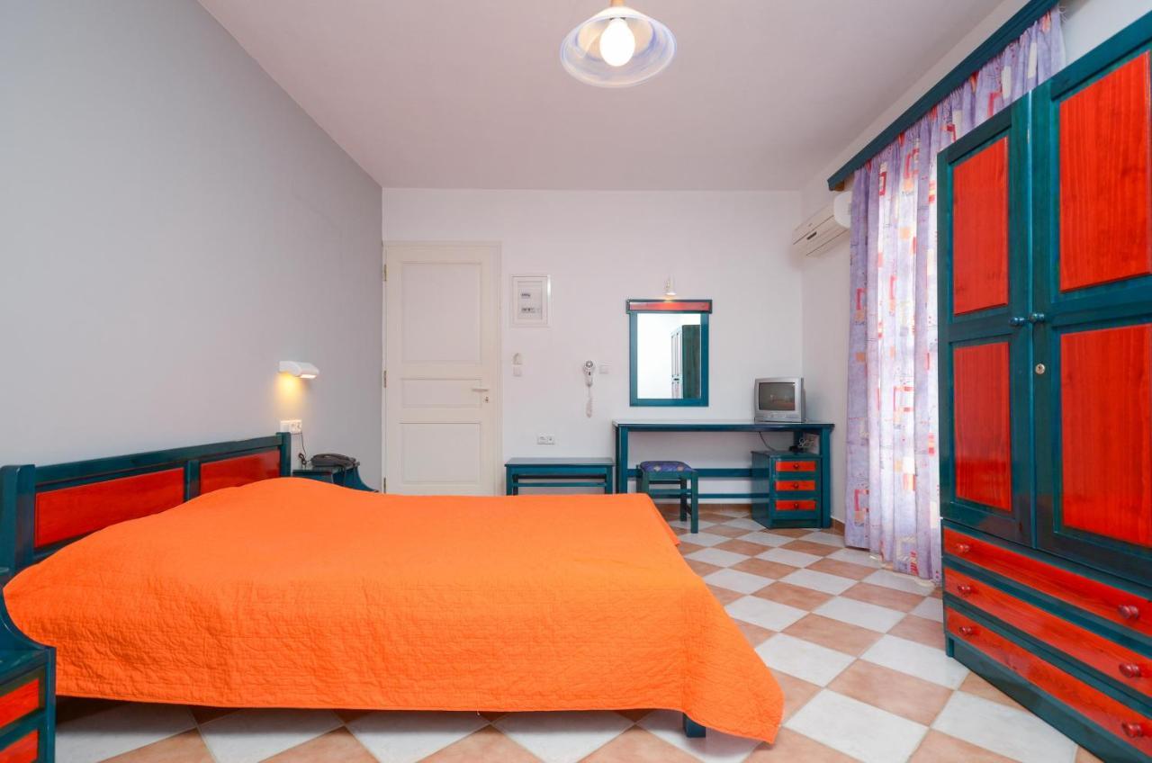 Hotel Fanis Agia Anna  Exteriér fotografie