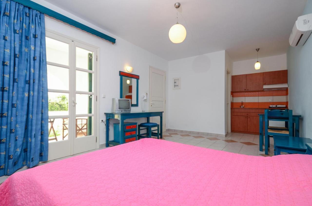 Hotel Fanis Agia Anna  Exteriér fotografie